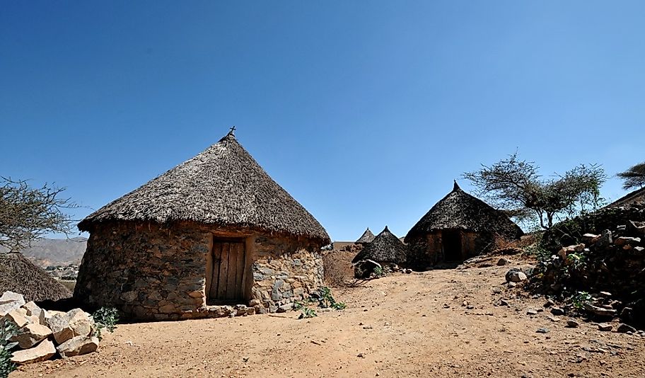 The common presence of thatched roofs and mud walls in many Eritrean homes are visible indicators of its poor economy.
