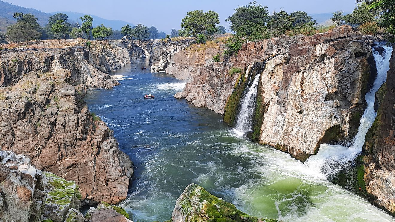 Hogenakkal Falls