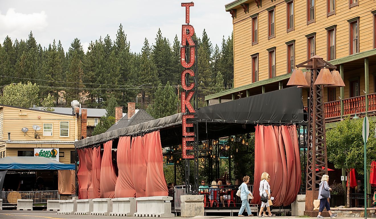 Afternoon sunlight shines on historic downtown Truckee. Image credit: Shutterstock/Matt Gush