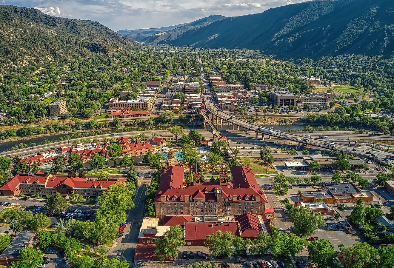  Downtown Glenwood Springs, Colorado.