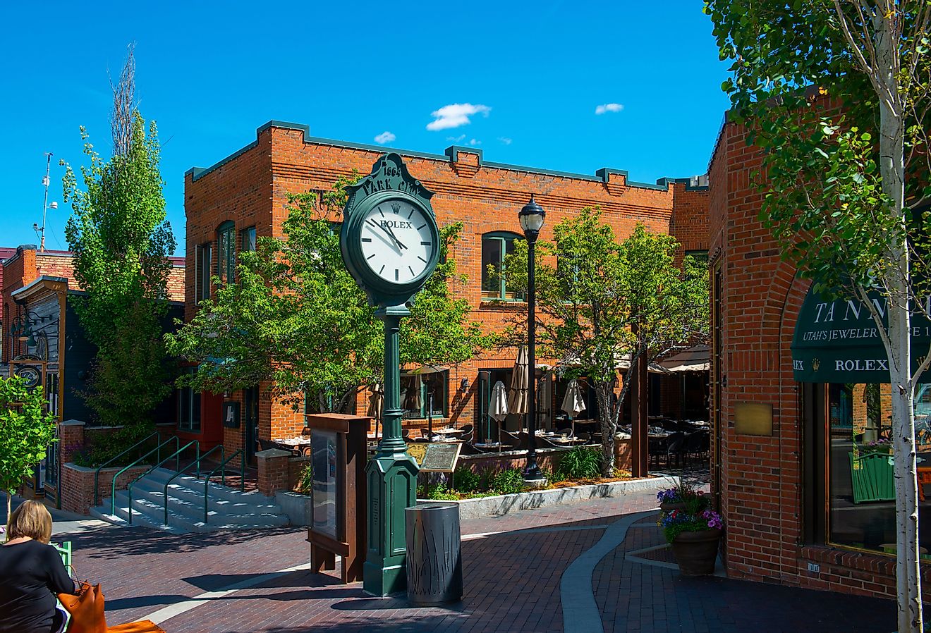 Historic Park City street clock in historic downtown Park City, Utah. Image credit Wangkun Jia via Shutterstock