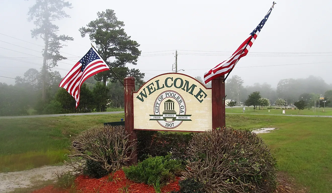 Welcome to Pooler, Georgia. By Ken Lund - Flickr, CC BY-SA 4.0, https://commons.wikimedia.org/w/index.php?curid=62488522