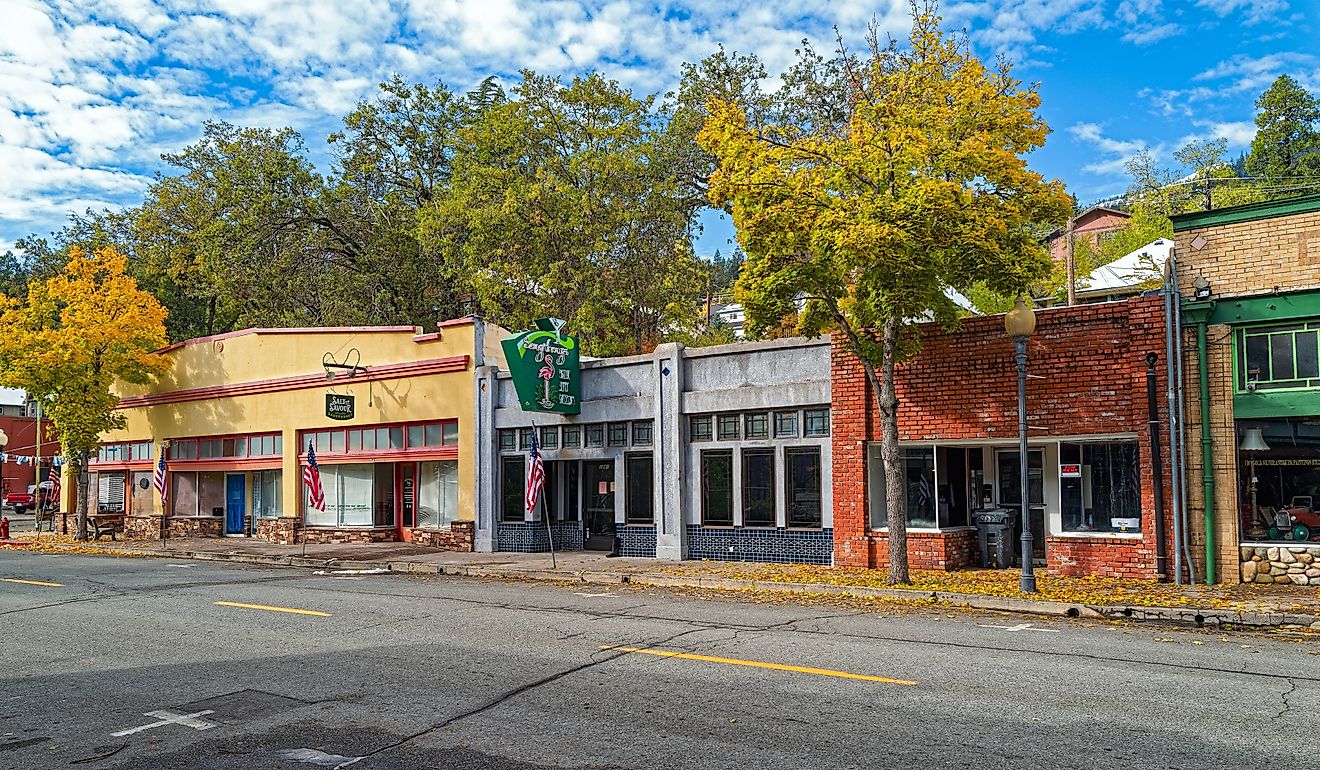 Rustic buildings in the historic district of Dunsmuir, California. Editorial credit: davidrh / Shutterstock.com