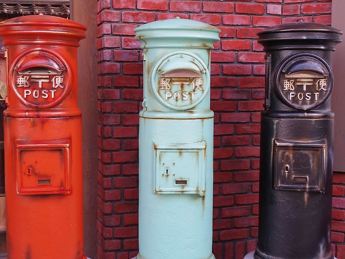 Got mail? Divers may have to check for you if you live in Susami Bay.