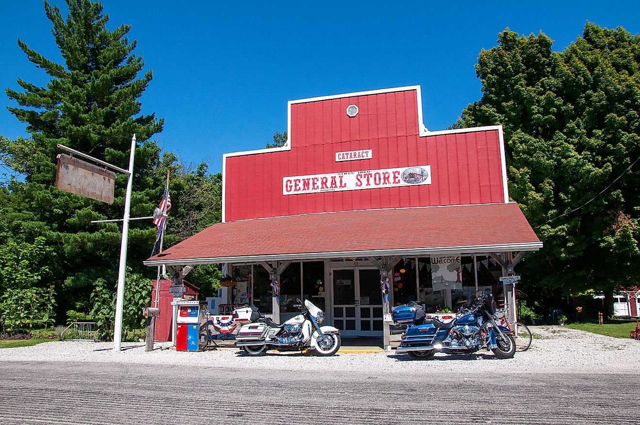 Cataract General Store in Spencer, Indiana. Editorial credit: Michele Korfhage / Shutterstock.com