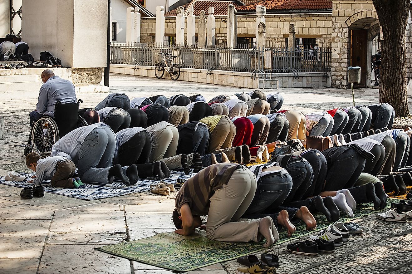 Friday Ramadan prayer/Sarajevo, Bosnia and Herzegovina, July 12, 2013. Image credit: Sorin Vidis/Shutterstock.com