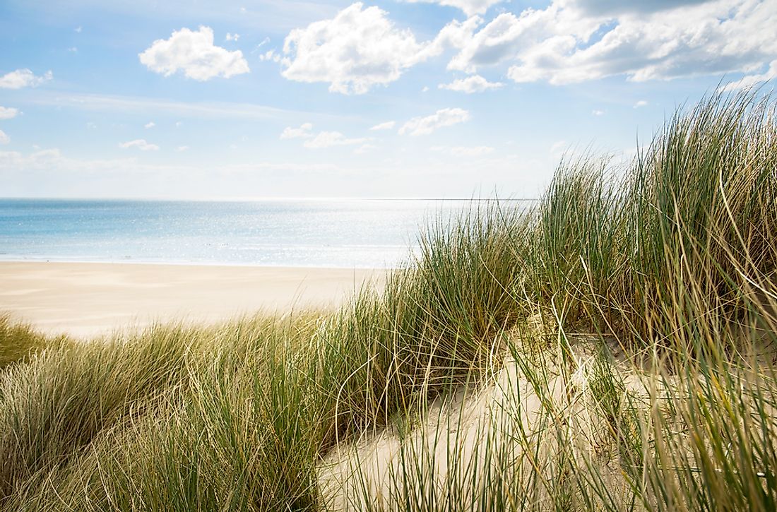 A sand dune is a type of landform of deposition. 