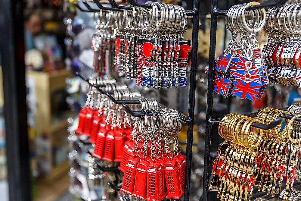 Souvenirs designed for tourists in London.