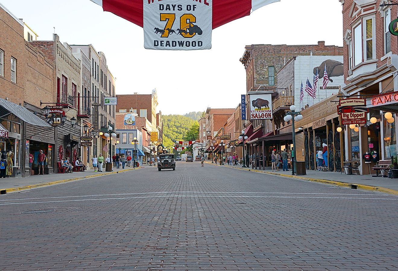 Main Street, Deadwood, South Dakota. Editorial credit: Michael Kaercher / Shutterstock.com