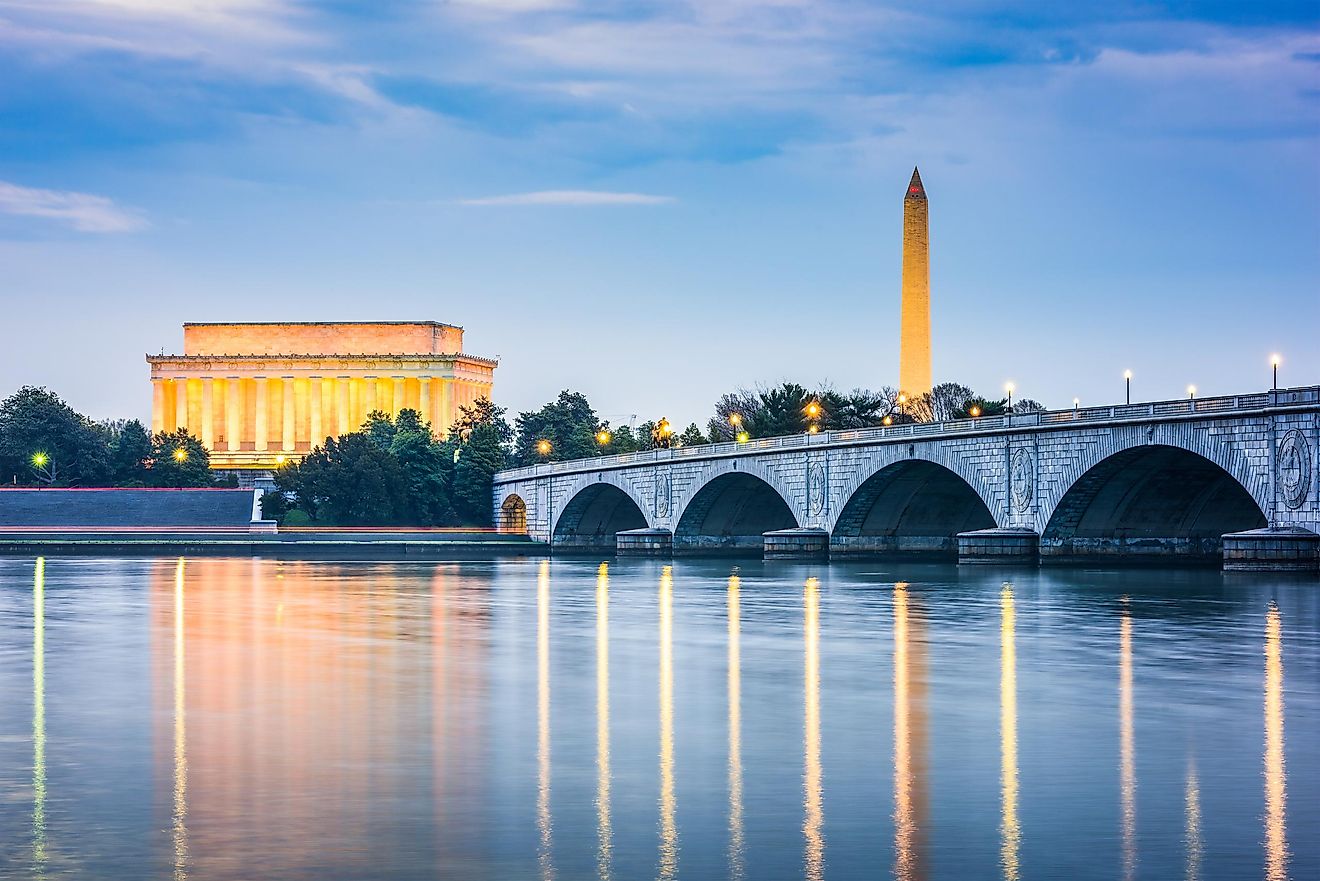 The George Washington Memorial Parkway crosses the Memorial Bridge between Washington, DC, and Arlington, Virginia.