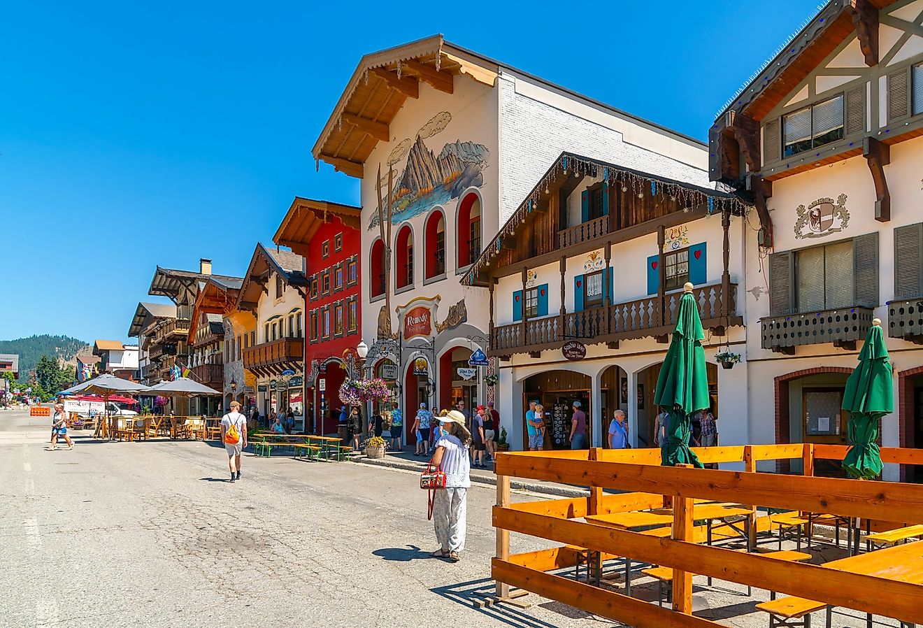 Shops and downtown street in Leavenworth, Washington. Image credit Kirk Fisher via Shutterstock