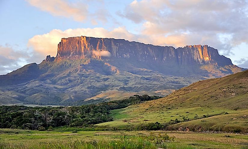 Kukenan Tepuy in Gran Sabana National Park, Venezuela.