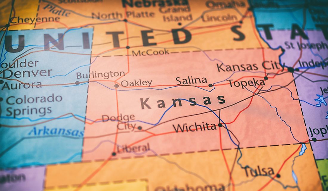 Kansas is landlocked by four US states.