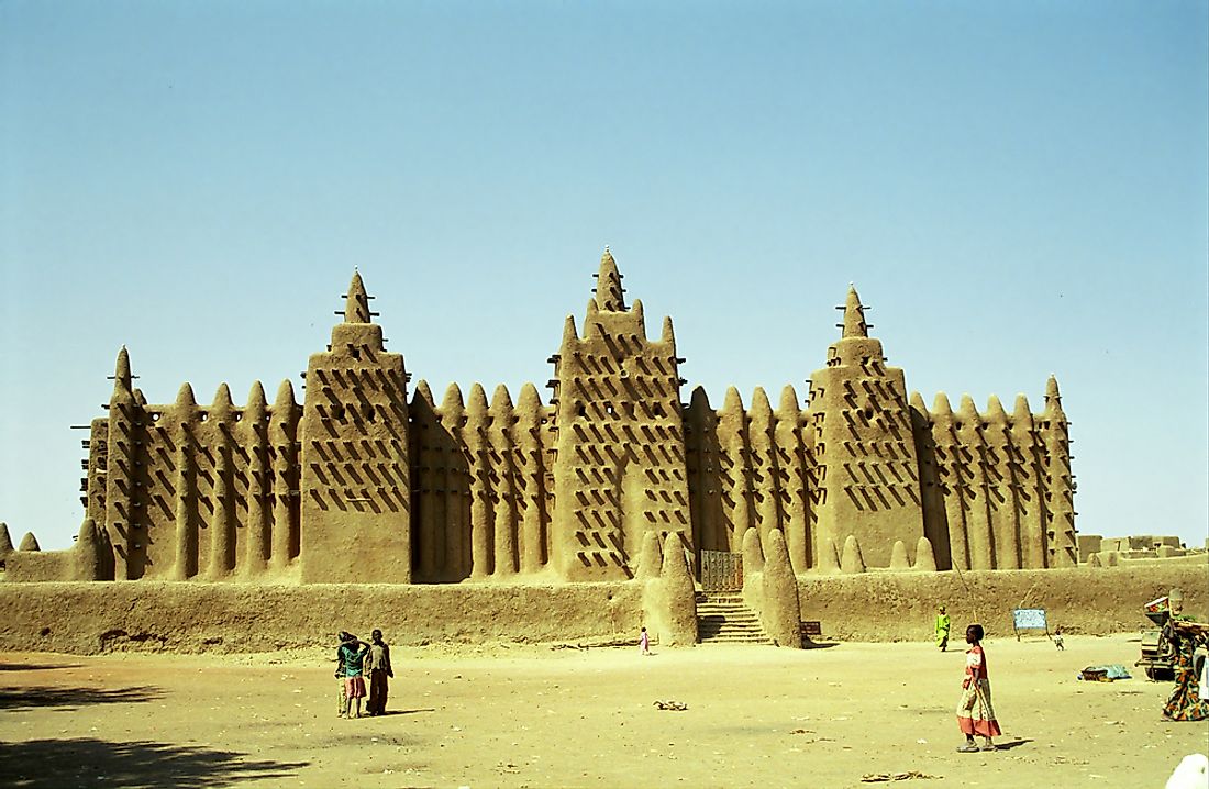 Residents of modern Djenne near the Great Mosque.
