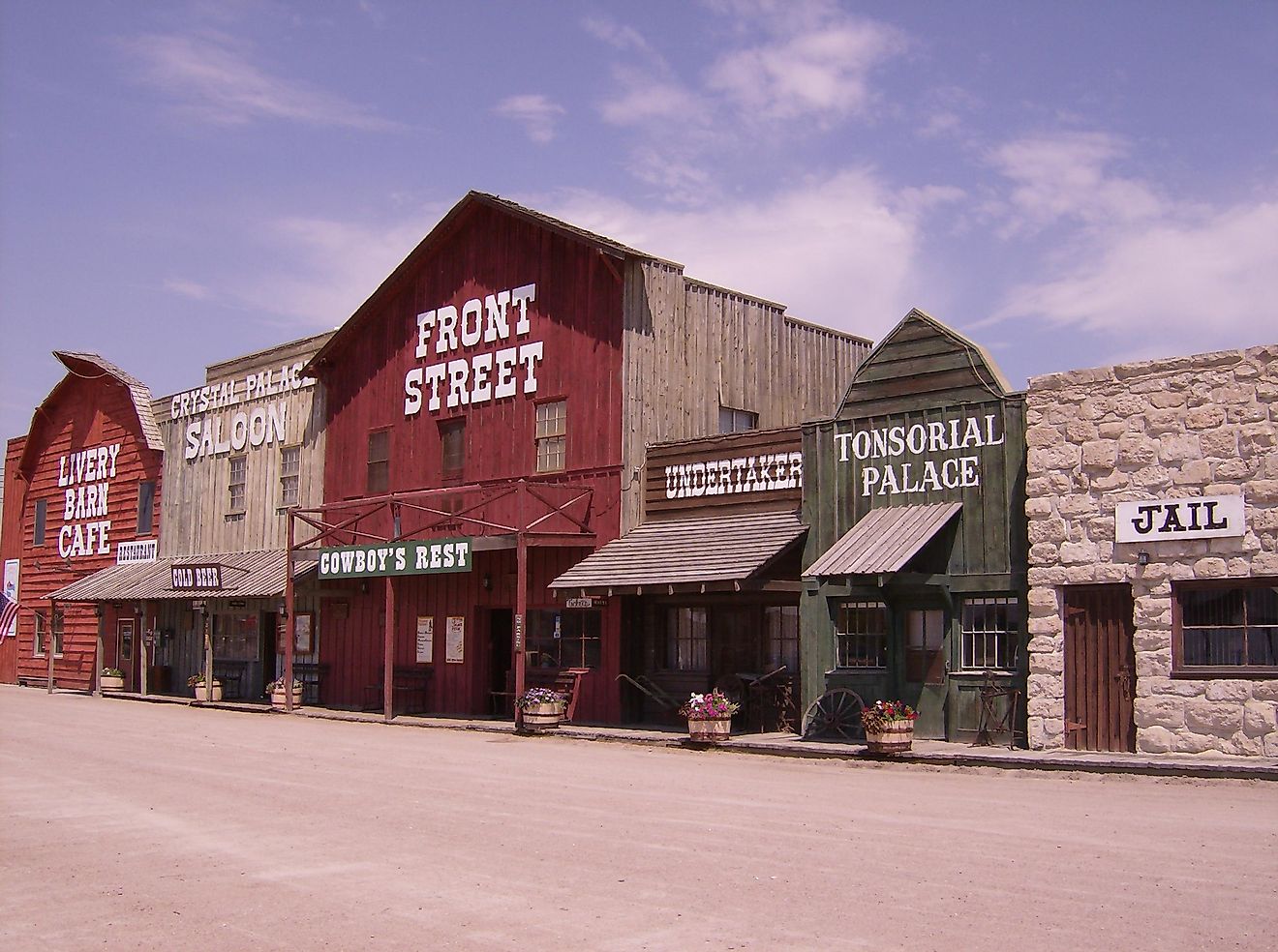 Stores on Front Street in Ogallala, Nebraska. Image credit: Coemgenus via Wikimedia Commons.