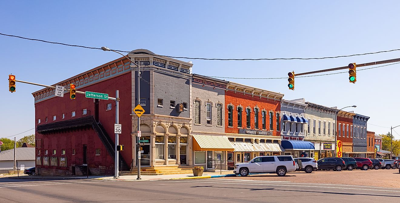 The business district on Ohio Street in Rockville, Indiana.