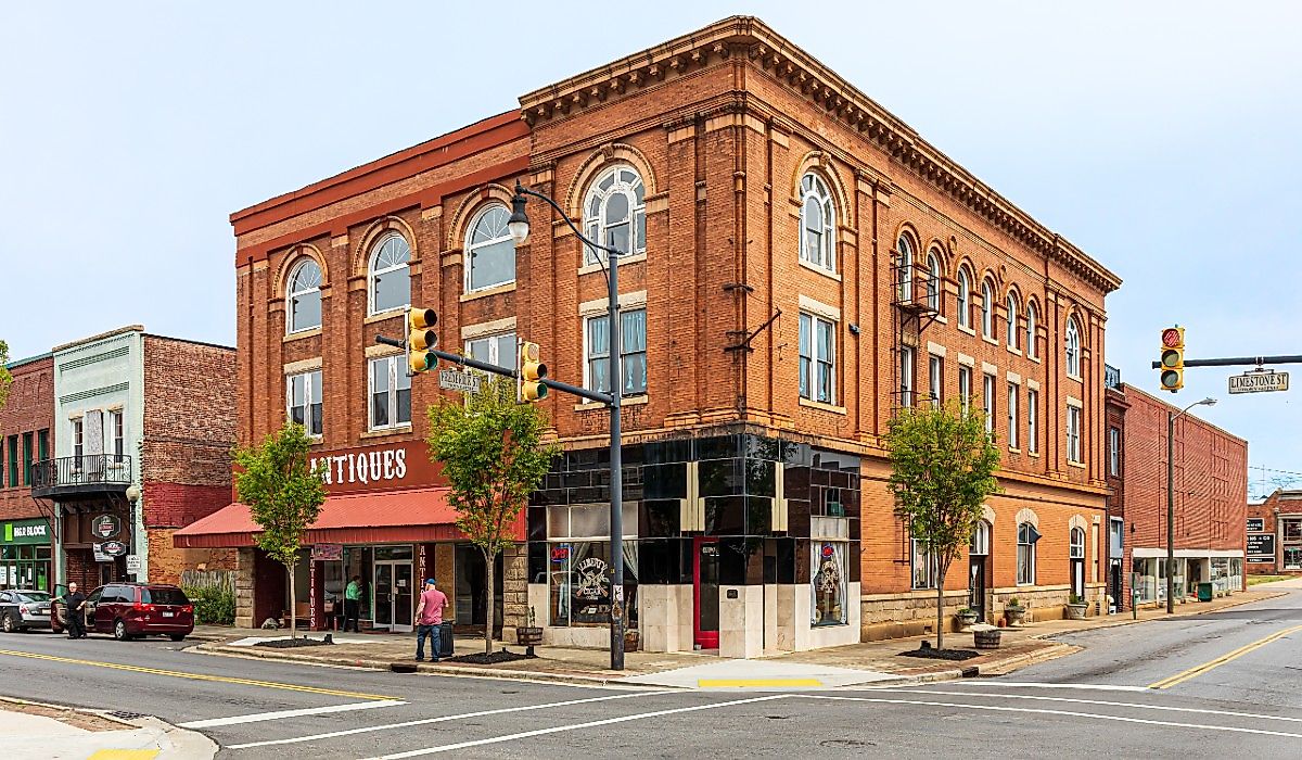 Downtown Gaffney, South Carolina. Image credit Nolichuckyjake via Shutterstock