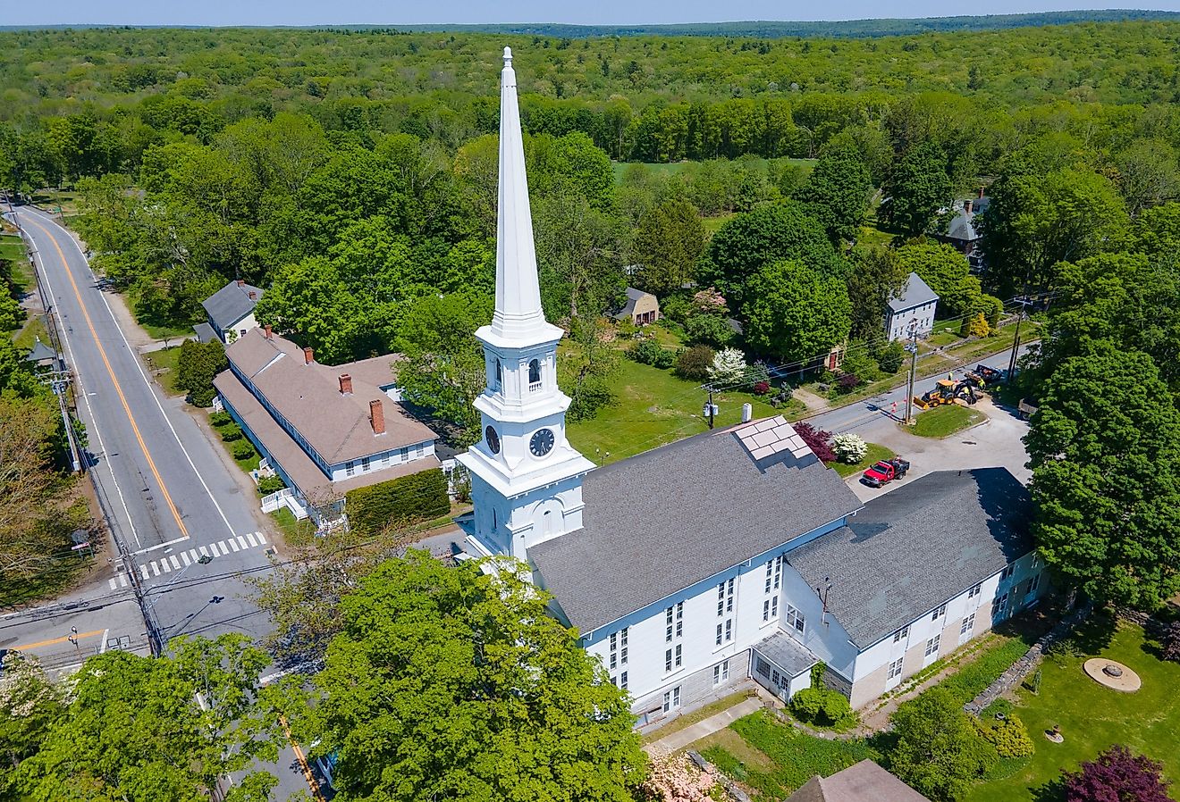 Congregational church and downtown, Thompson, Connecticut.