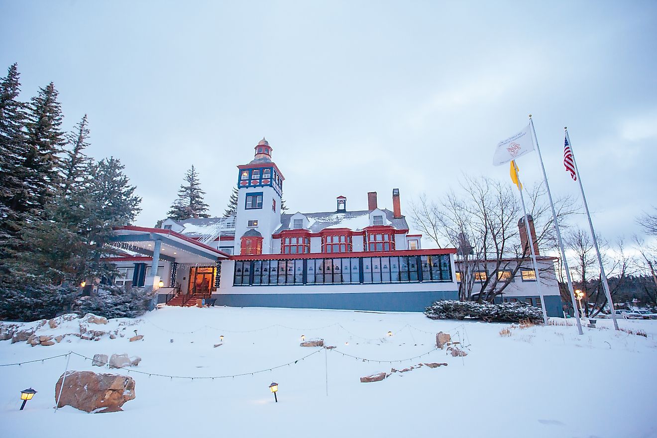 The Lodge Hotel in town of Cloudcroft in New Mexico. Editorial credit: FiledIMAGE / Shutterstock.com