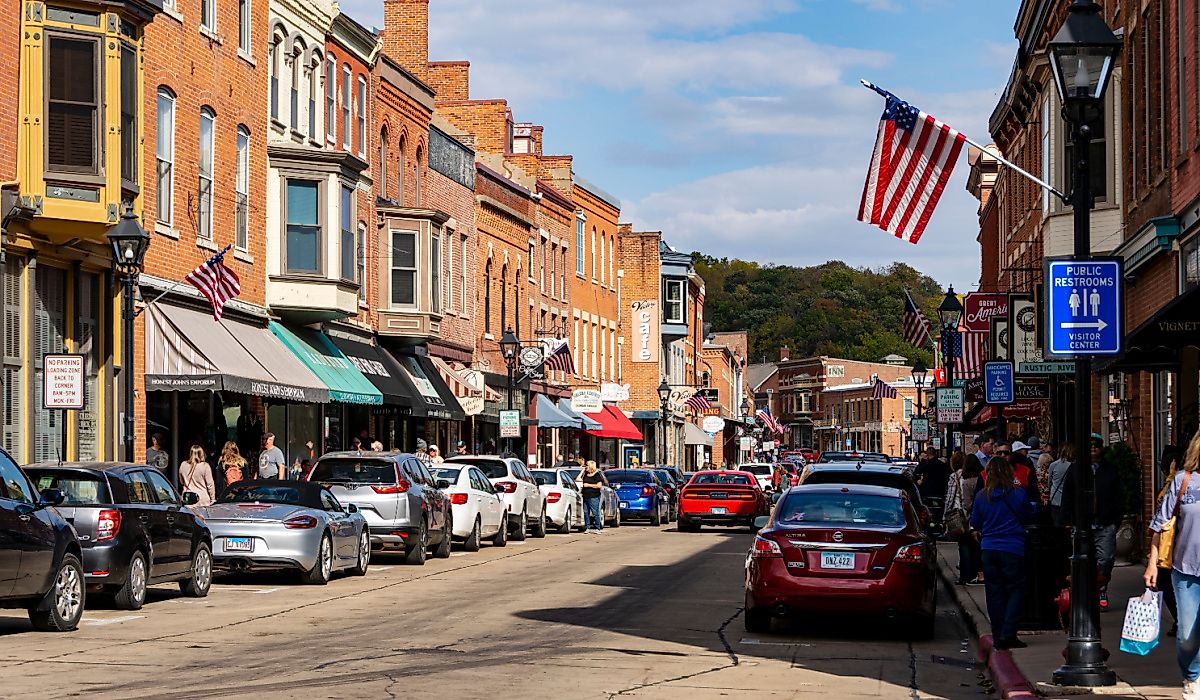 Main Street Galena, Illinois. Image credit Dawid S Swierczek via Shutterstock.