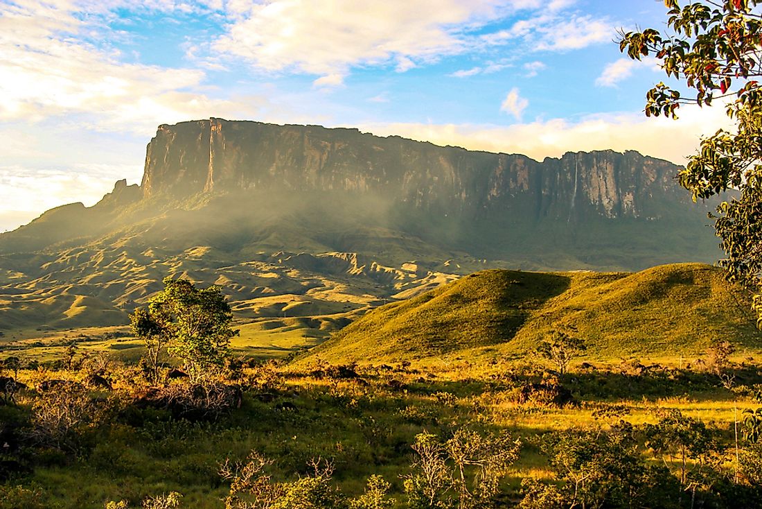 Kukenán-tepui of the Pacaraima Mountains sits near the border of Venezuela, Guyana and Brazil.