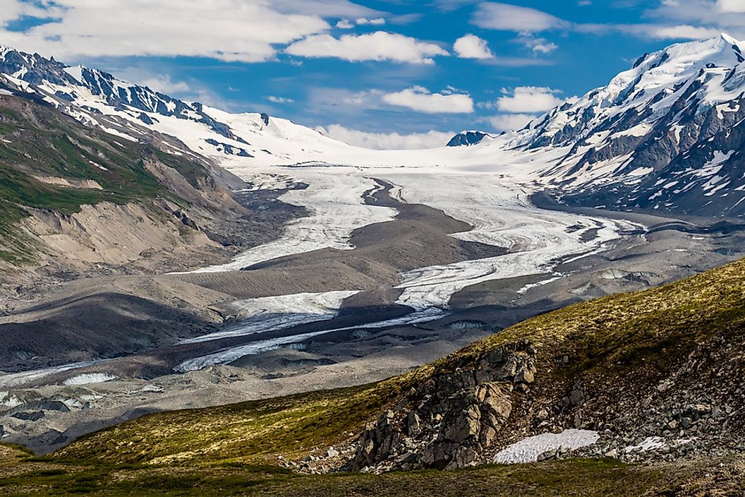 The Delta River runs through the Alaska Range.