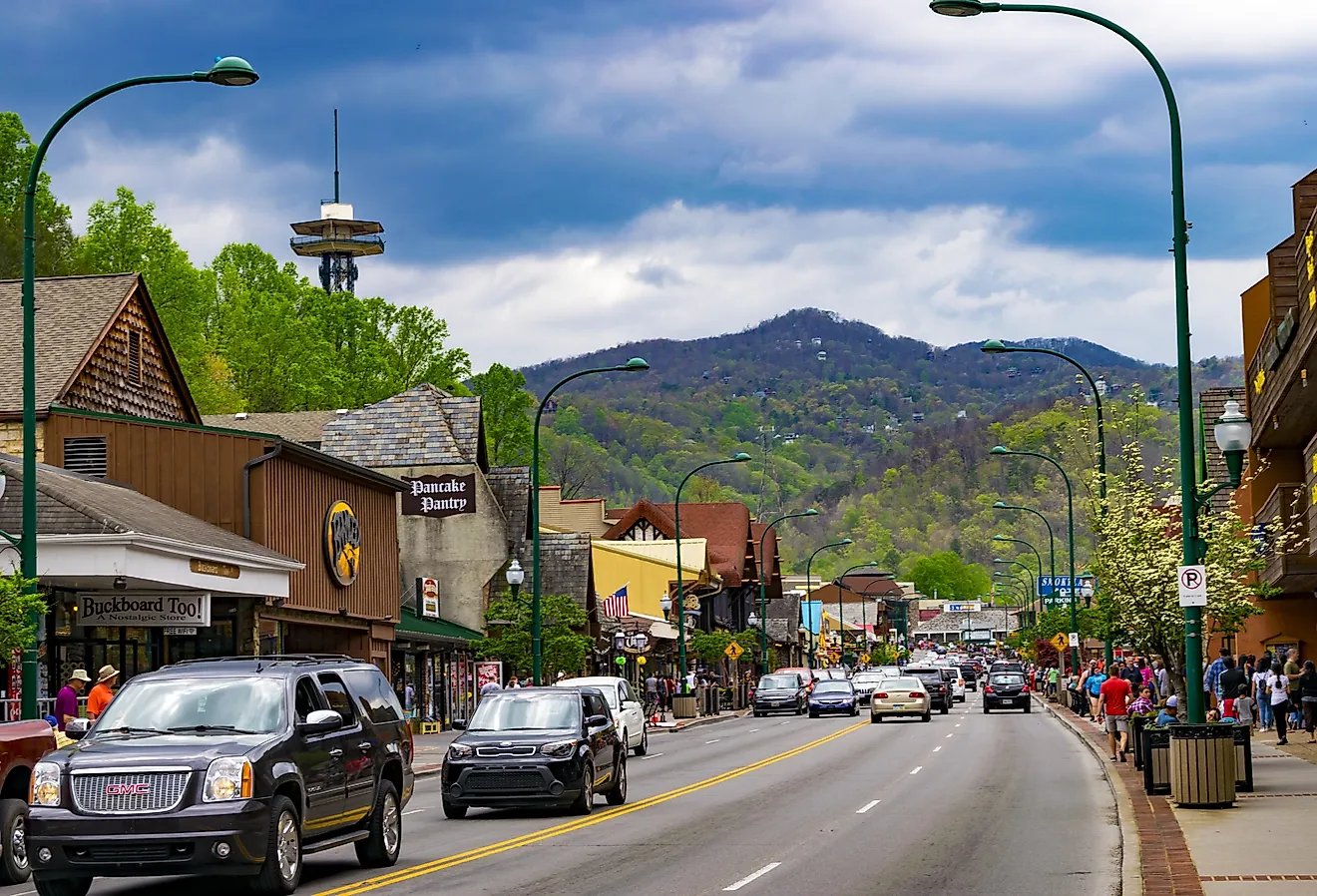 Main street in Gatlinburg, Tennessee. Image credit David S. Swierczek via Shutterstock