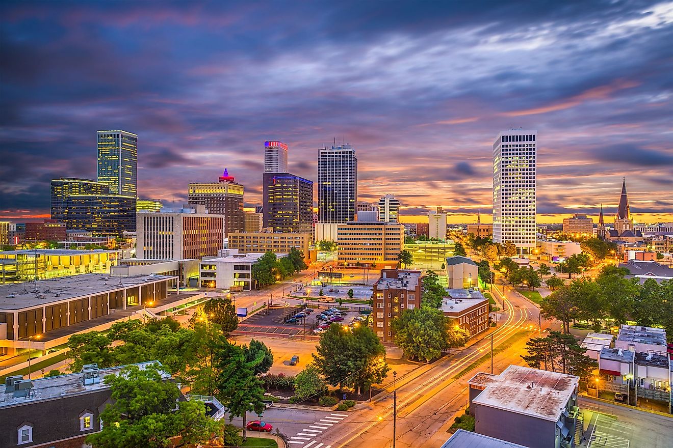 Tulsa, Oklahoma, skyline at twilight. 