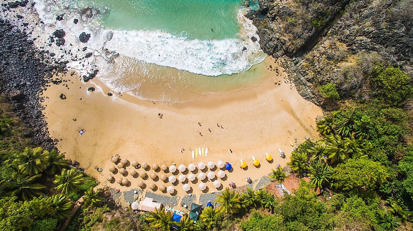 A stunning beach in the Fernando de Noronha. Image credit:  guilhermespengler/Shutterstock.com