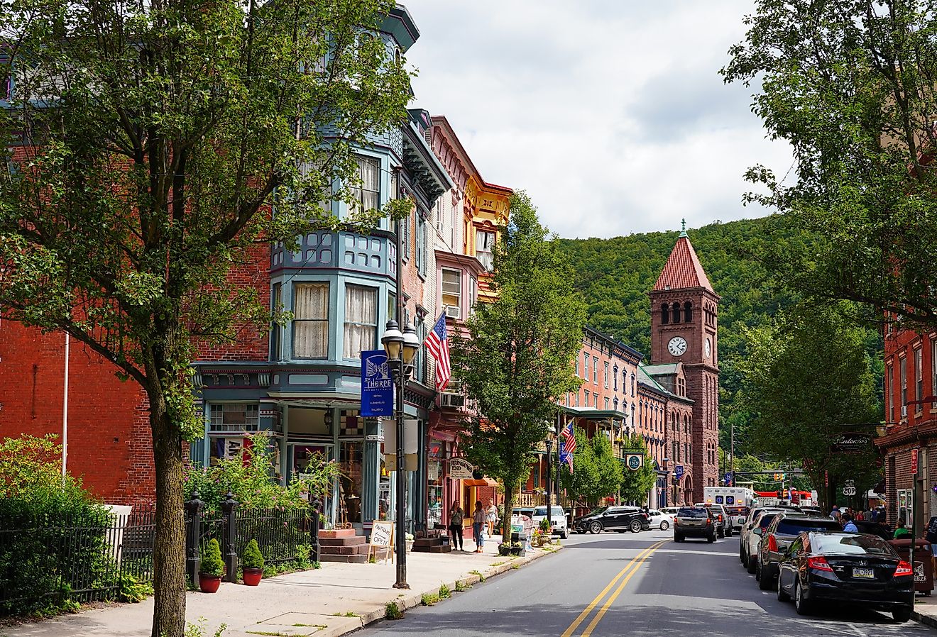 Downtown Jim Thorpe, Pennsylvania, in the summer. Image credit EQRoy via Shutterstock