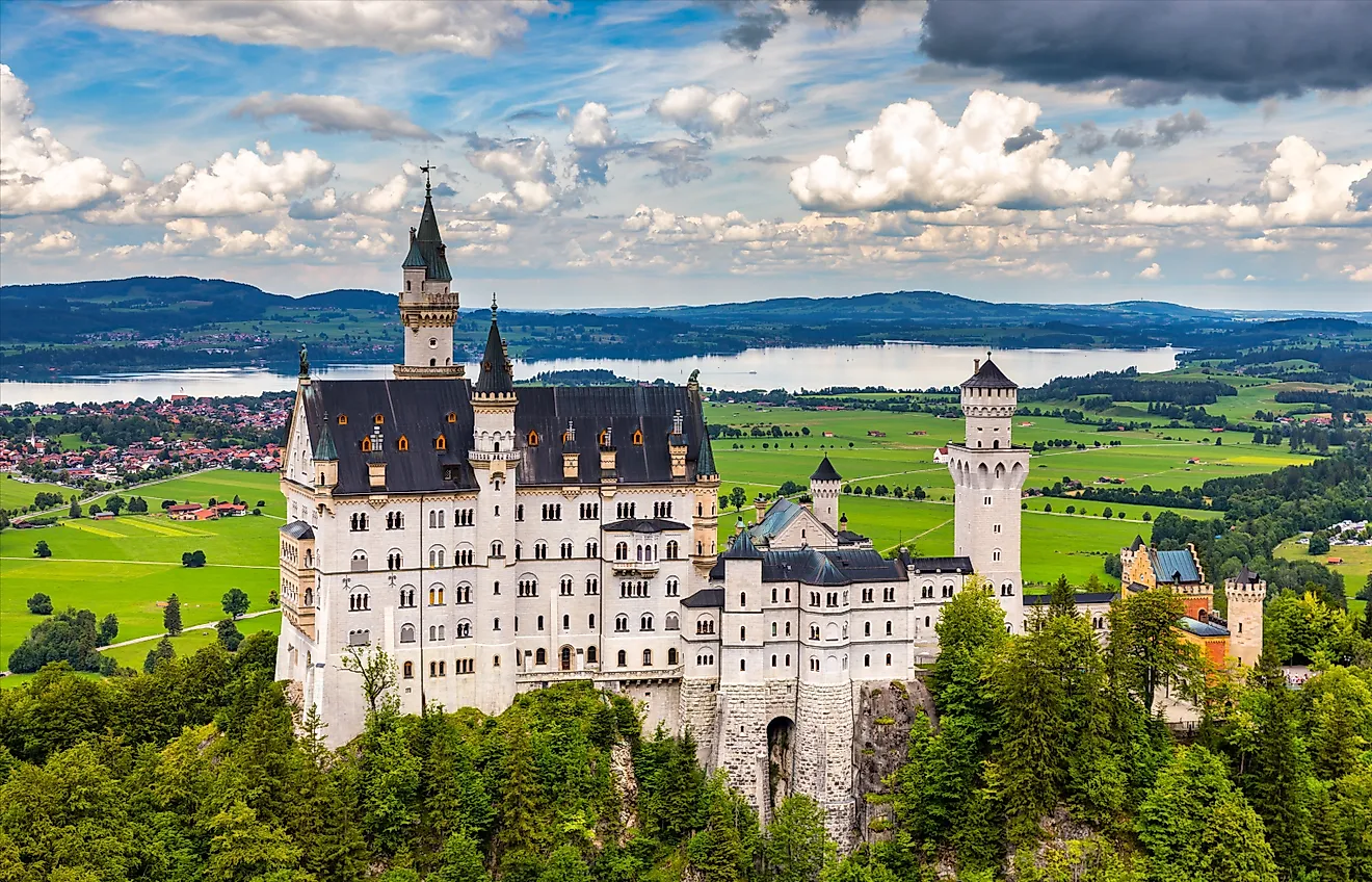 Neuschwanstein Castle near Füssen in Bavaria, Germany.