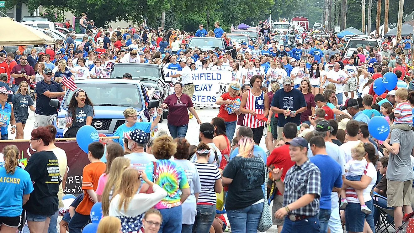 Marshfield, Missouri 4th of July Parade. MarshfieldMail, CC BY-SA 4.0 via Wikimedia Commons.