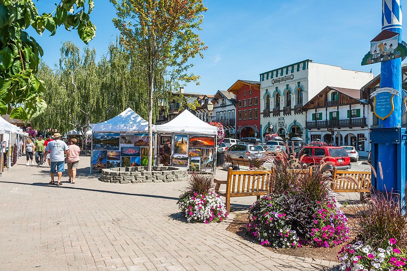 Main tourist street with art show and Bavarian style buildings in Cascade Mountain village of Leavenworth