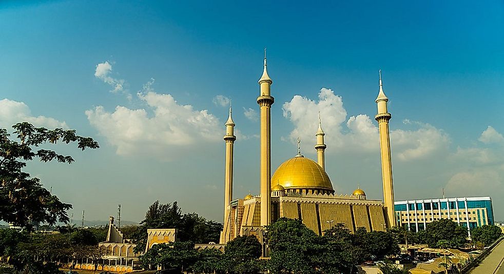 Abuja National Mosque in the Nigerian capital city is one of the most important Islamic worship centers in the country.