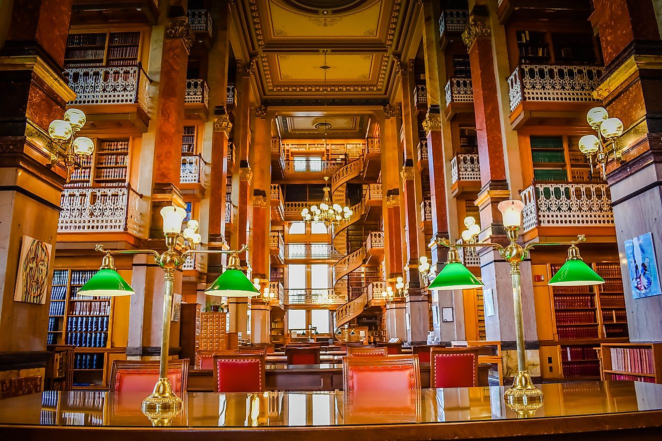 Des Moines, Iowa - August 16, 2018:  The Iowa State Capitol law library. Brett Welcher via Shutterstock