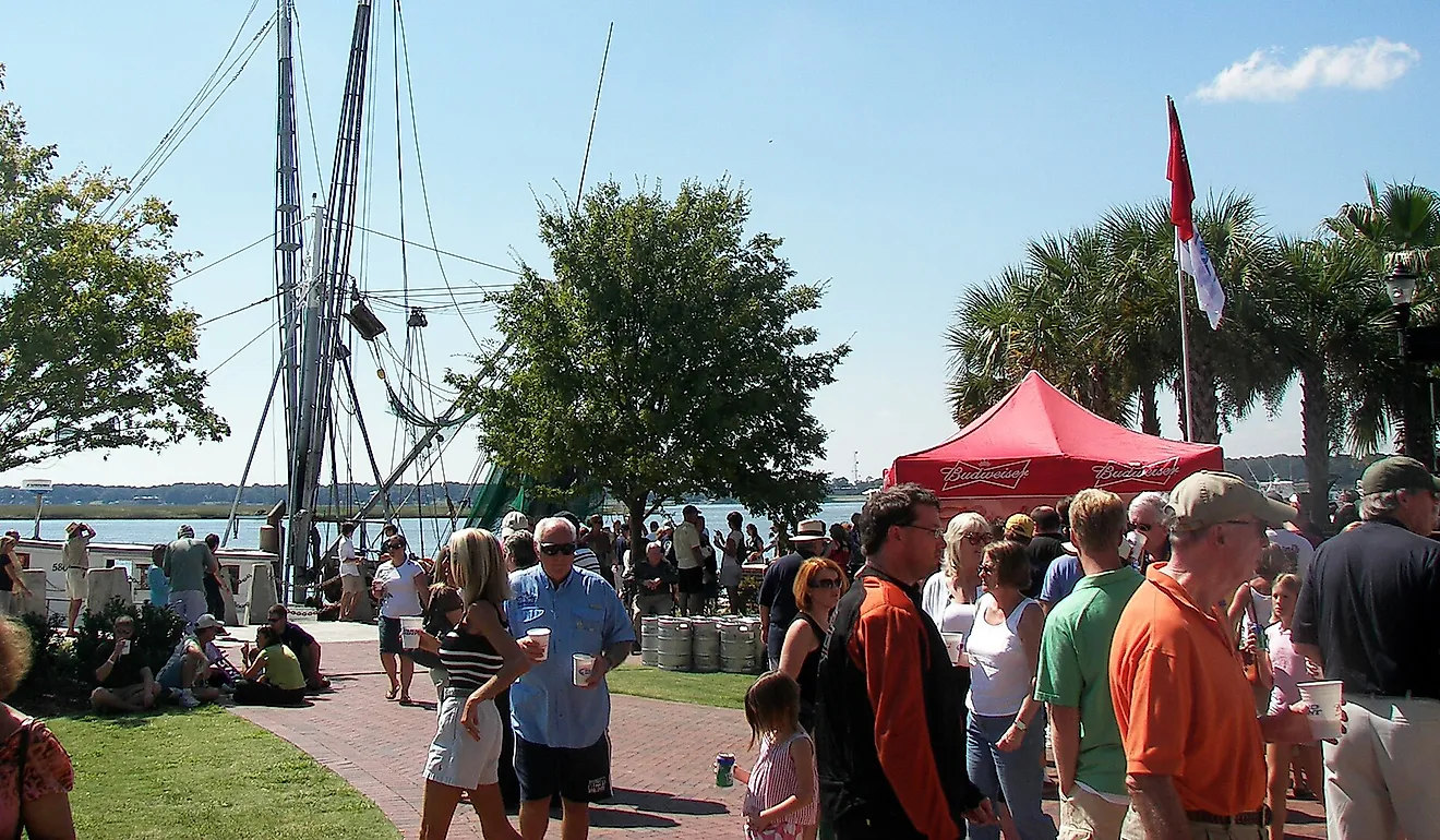 The Beaufort Shrimp Festival is one of several popular annual events in the Henry Chambers Waterfront Park. By Uwe Dedering - Own work, CC BY-SA 3.0, https://commons.wikimedia.org/w/index.php?curid=11267350