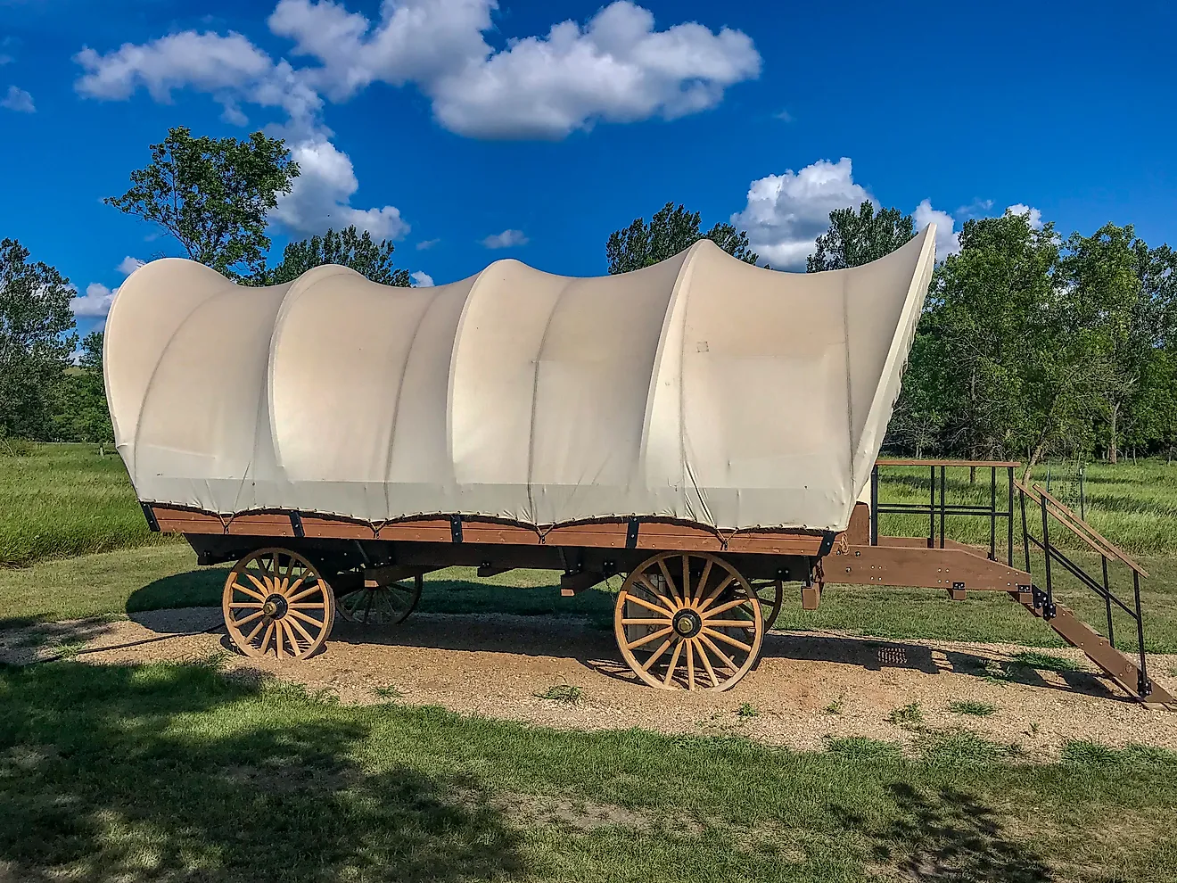 A covered wagon at Fort Ransom State Park in North Dakota.