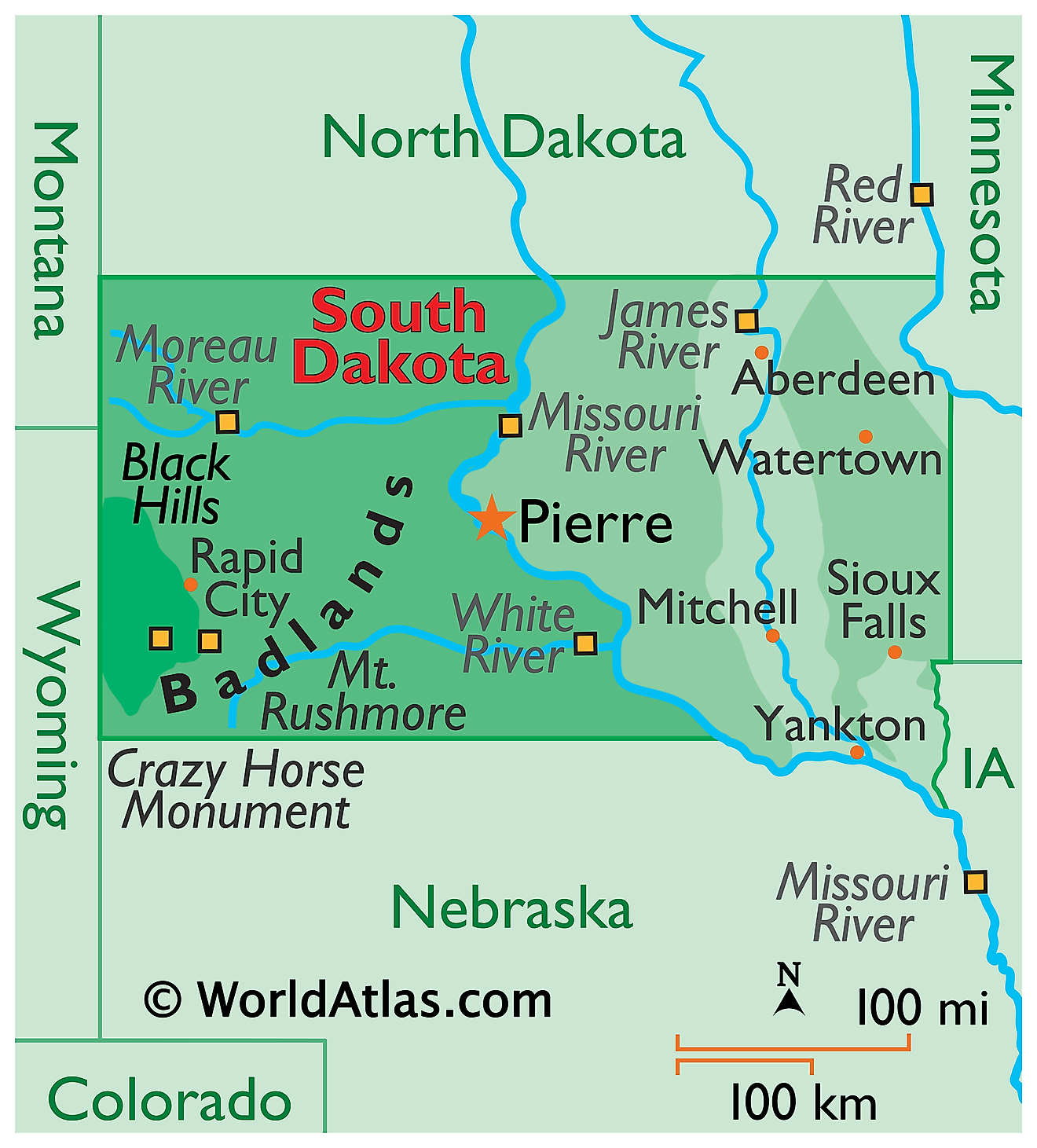 Mapa Físico de Dakota del Sur. Muestra las características físicas de Dakota del Sur, incluidas sus cadenas montañosas, los principales ríos y lagos.