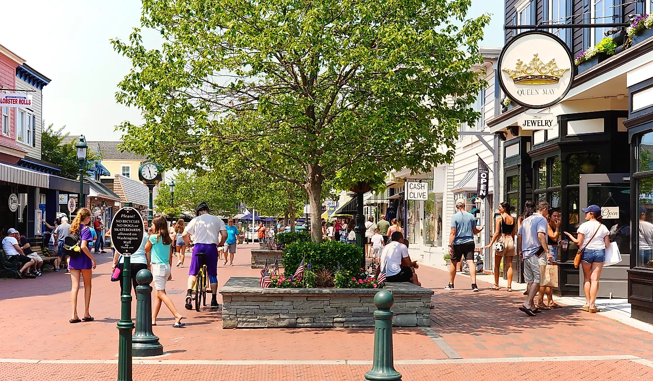 Washington Street Mall in Cape May, New Jersey. Image credit: George Wirt / Shutterstock.com.