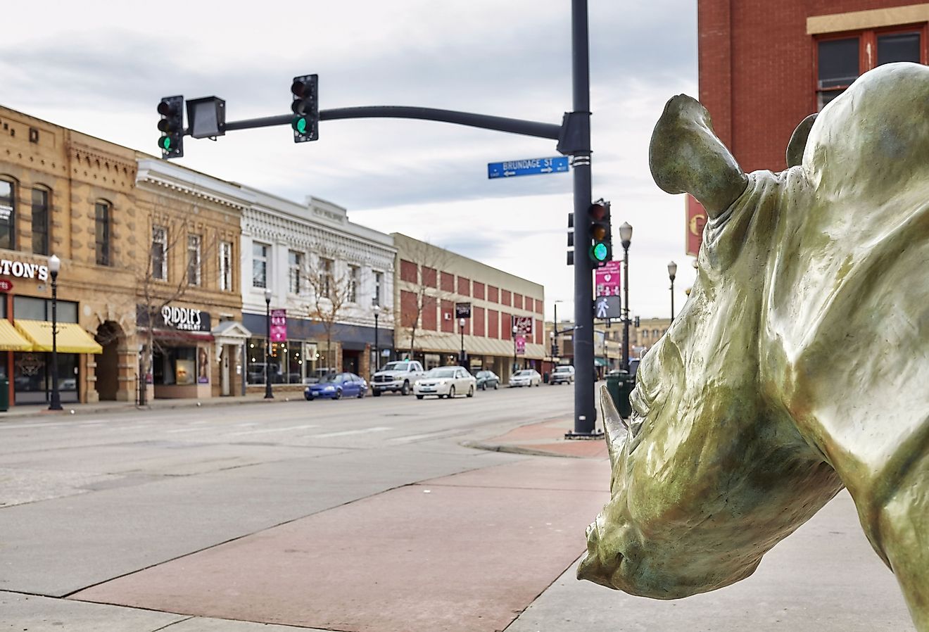 Bronze rhino on a pavement, Sheridan, Wyoming. Image credit Maciej Bledowski via Shutterstock