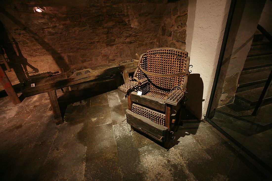 The Museum of Torture also supports the Convention Against Torture, suggested by the United Nations. 