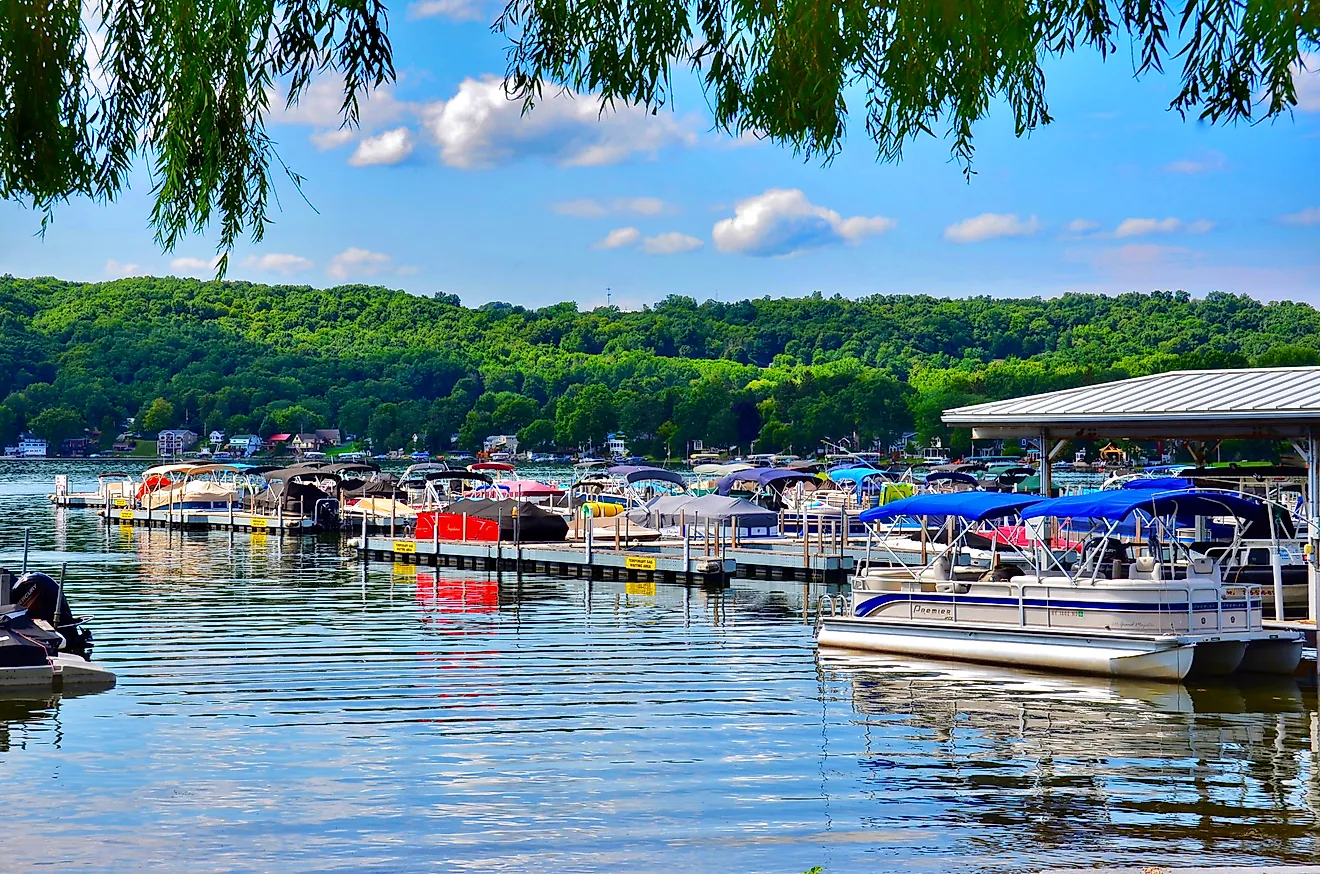 Keuka Lake in Penn Yan, New York. Editorial credit: PQK / Shutterstock.com.