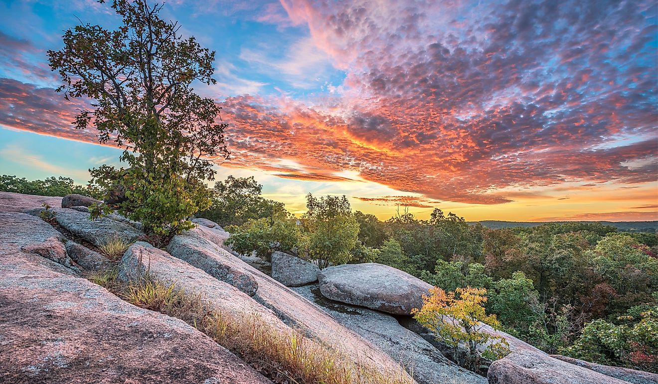 Sunrise over Elephant rocks.