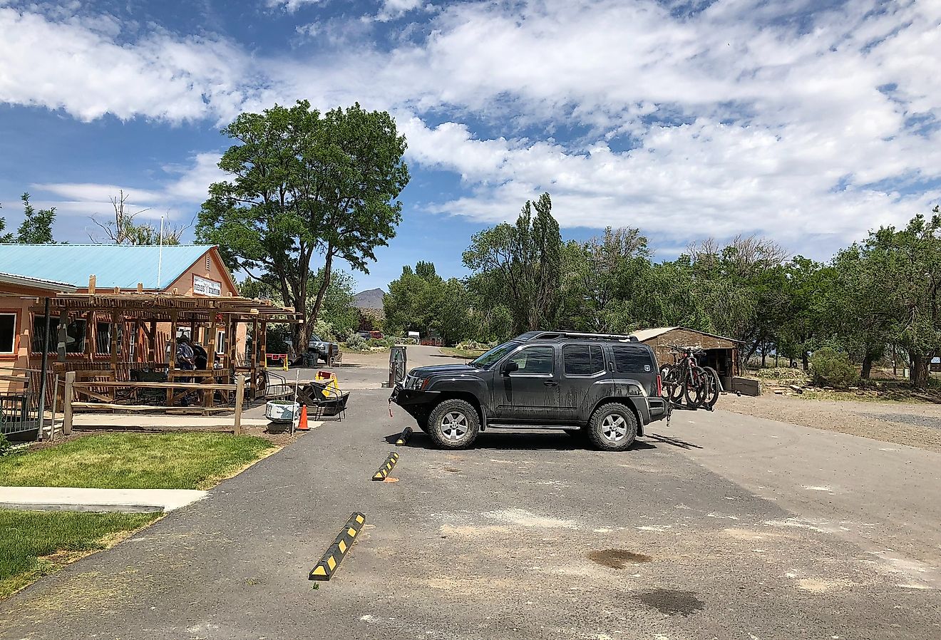 Fields Station in Fields, Oregon. Image credit Ramendoctor, CC BY-SA 4.0 <https://creativecommons.org/licenses/by-sa/4.0>, via Wikimedia Commons