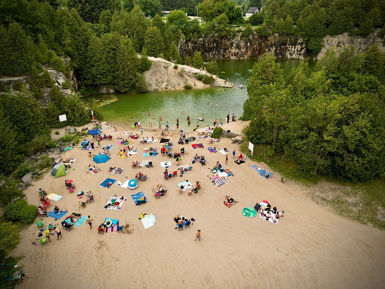 Cliffs, trails, and river scenery of Elora Gorge Park and nearby natural beauty in Ontario, Canada.