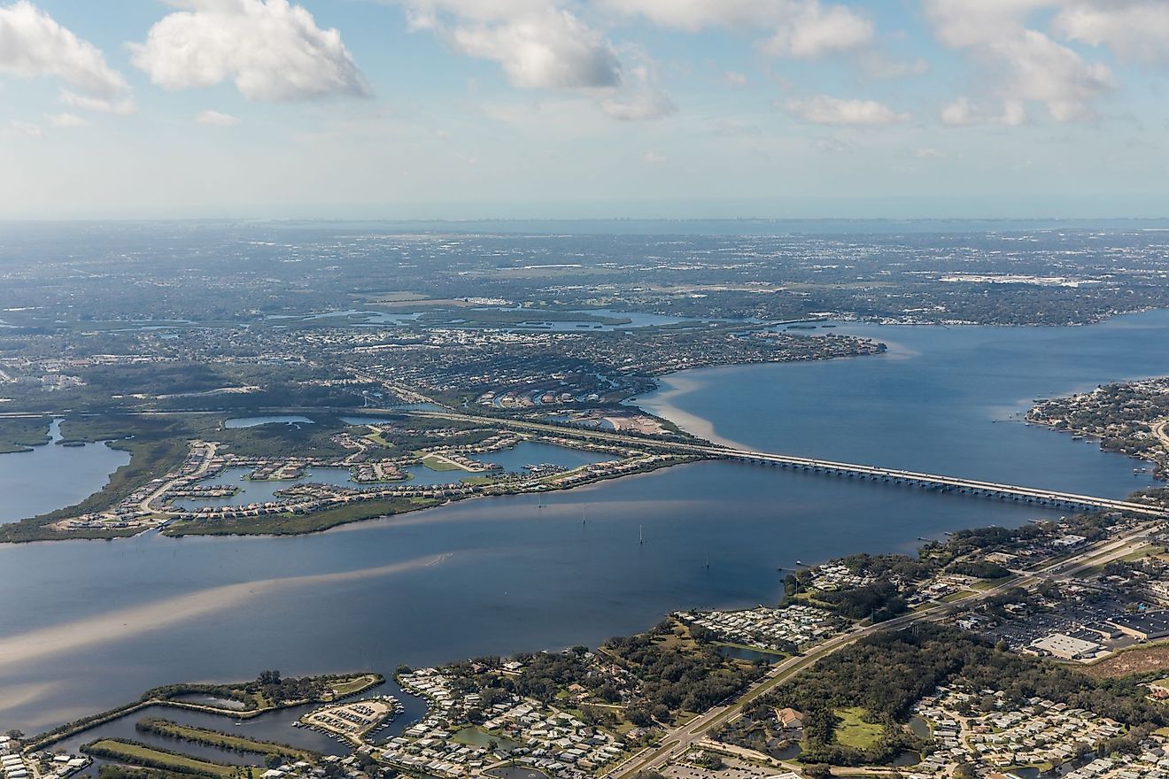 Aerial view of the city of Bradenton, Florida.