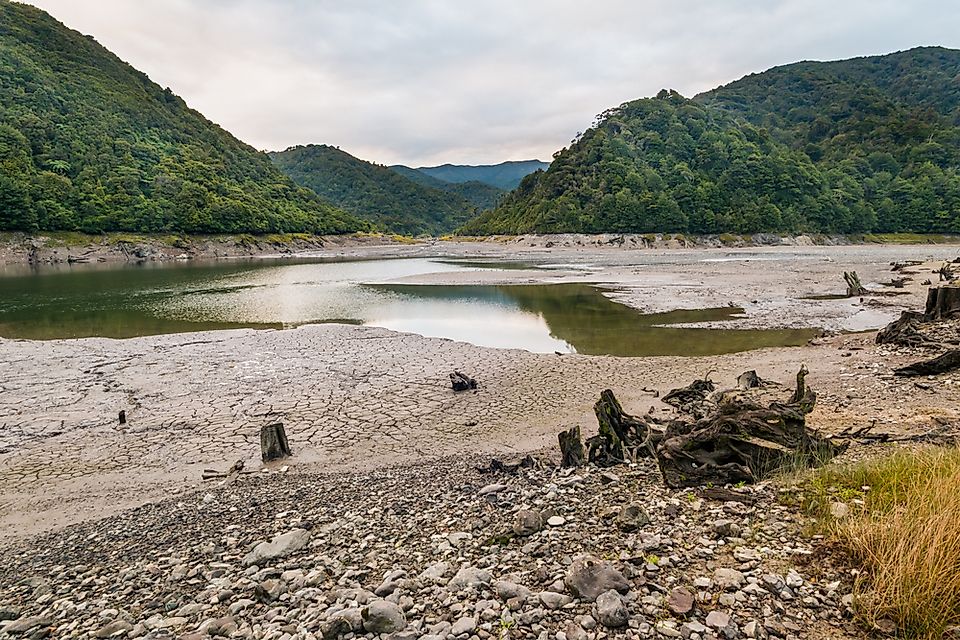 Lakes that have disappeared or shrunk over time are called paleolakes.