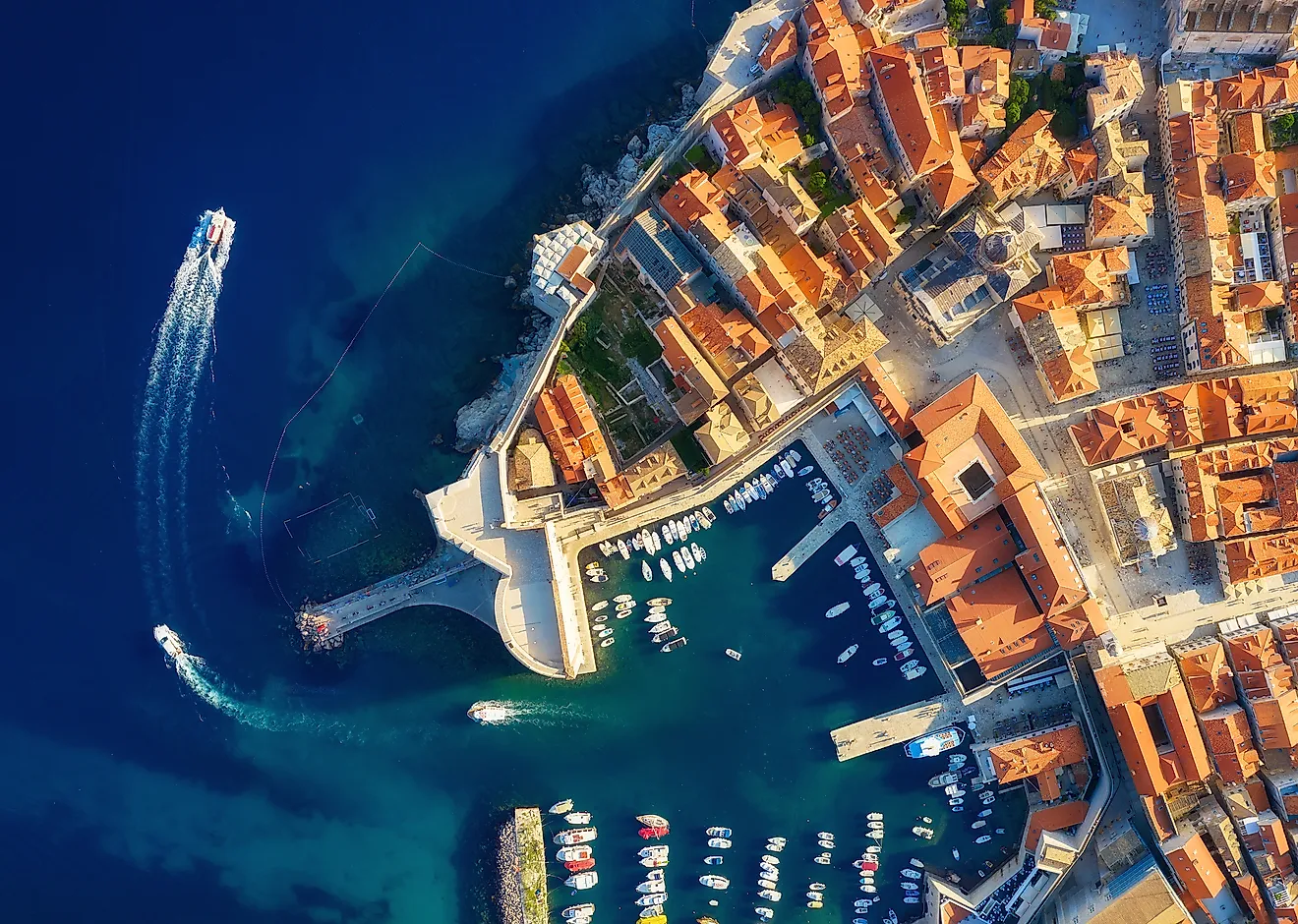 Dudrovnik, Croatia. Aerial view on the old town. Image credit: Biletskiyevgeniy.com/Shutterstock.com