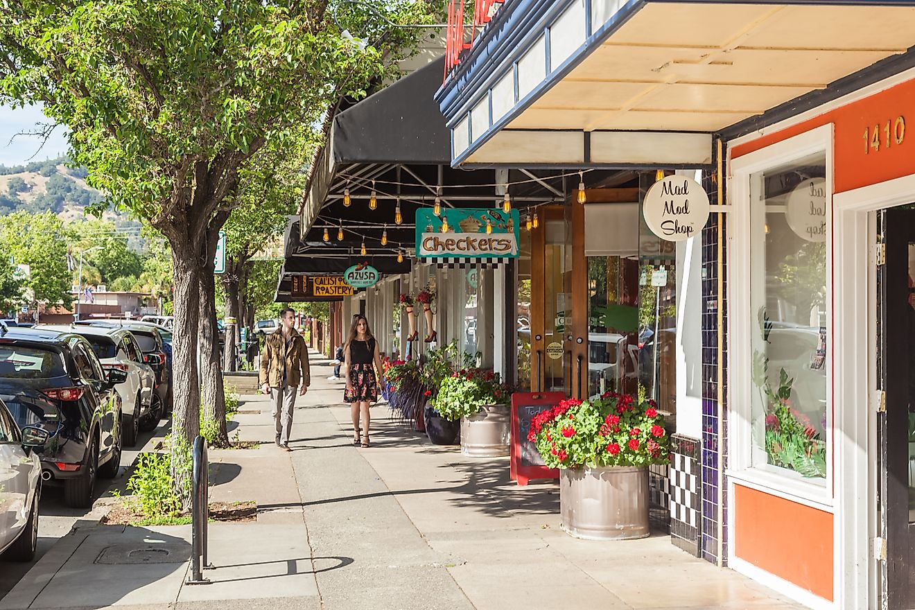 Buildings on the streets of historic Calistoga, California. Image credit Dragan Jovanovic via Shutterstock