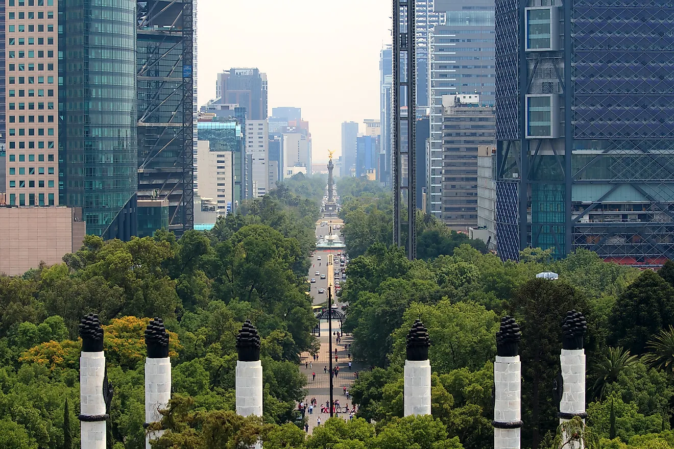 Many of Mexico's tallest skyscrapers are located in Mexico City. 